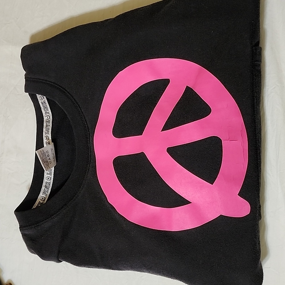 Pink VS Sweatshirt
